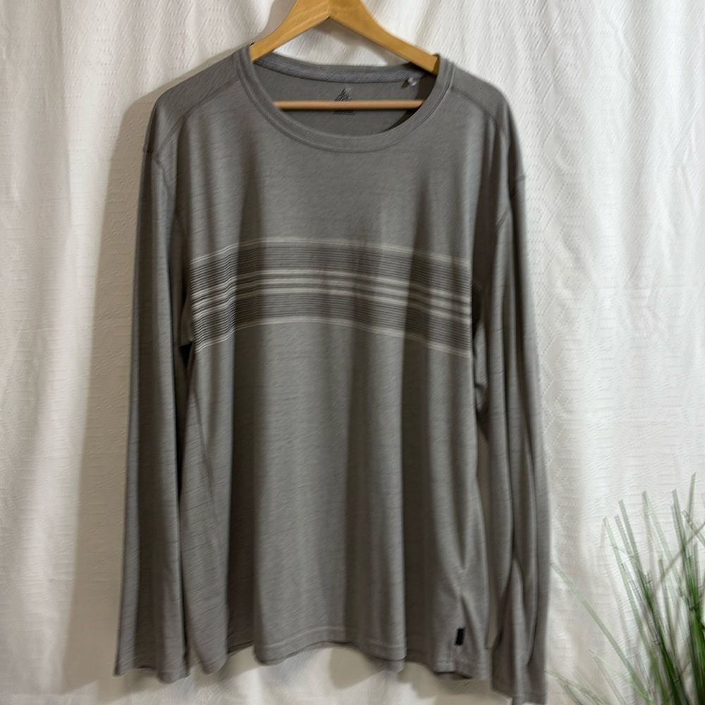 Prana  Long Sleeve Crewneck Grey Size XXL